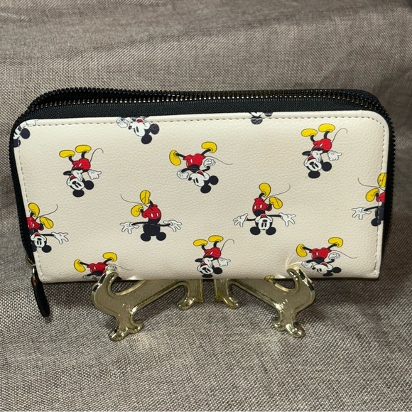 Disney Women's Mickey Mouse Zip Around Wallet All-Over Print - Picture 1 of 4